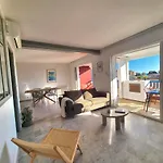 Apartamento T3 Neuf Vue Mer, à 300m De La Plage, Piscine Et Parking Privé Bandol