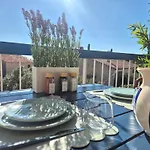 T3 Neuf Vue Mer, à 300m De La Plage, Piscine Et Parking Privé Bandol