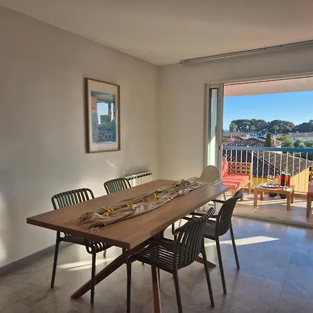 Apartment T3 Neuf Vue Mer, A 300m De La Plage, Piscine Et Parking Prive