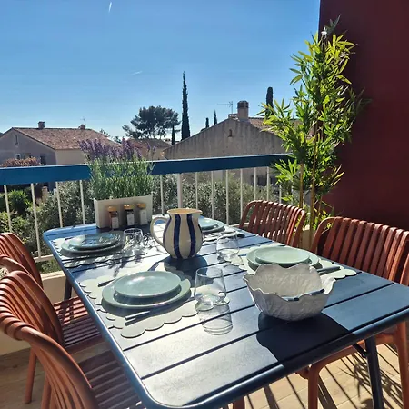 T3 Neuf Vue Mer, à 300m De La Plage, Piscine Et Parking Privé Apartamento Bandol