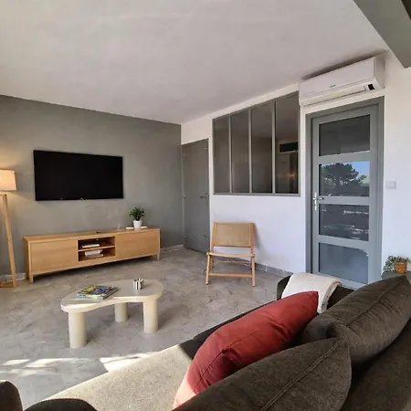 T3 Neuf Vue Mer, A 300m De La Plage, Piscine Et Parking Prive Apartment Bandol